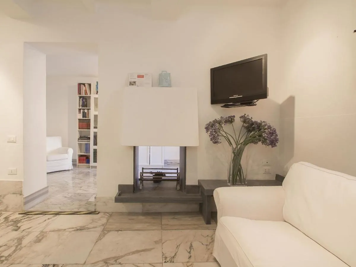 Locazione Turistica Villa Nicodemi Basement Seminterrato Marina di Massa Διαμέρισμα